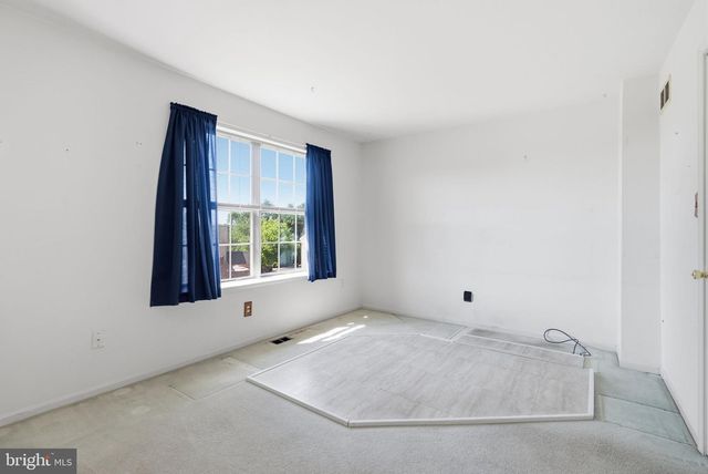 538 CANTERBURY RD, West Norriton, PA 19403