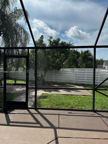 14763 SW 152nd Place, Miami, FL 33196