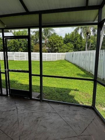 14763 SW 152nd Place, Miami, FL 33196
