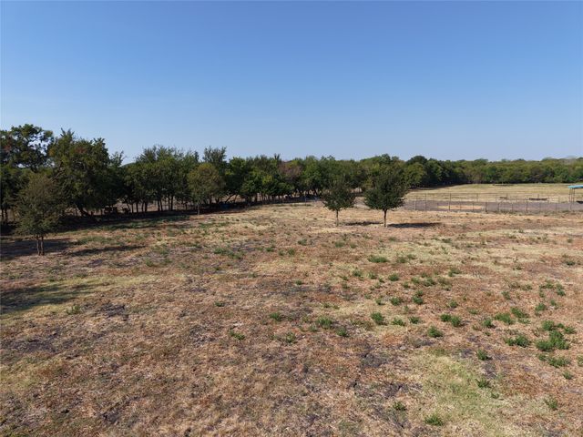 7580 County Road 4807, Ladonia, TX 75449