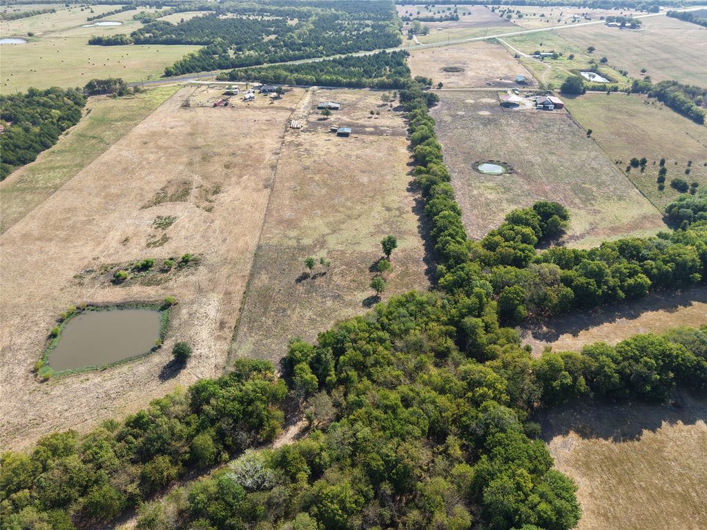7580 County Road 4807, Ladonia, TX 75449