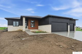 8921 Dragonfly Lane, Lincoln, NE 68526