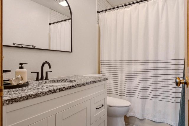 504 Flint STREET, Onalaska, WI 54650