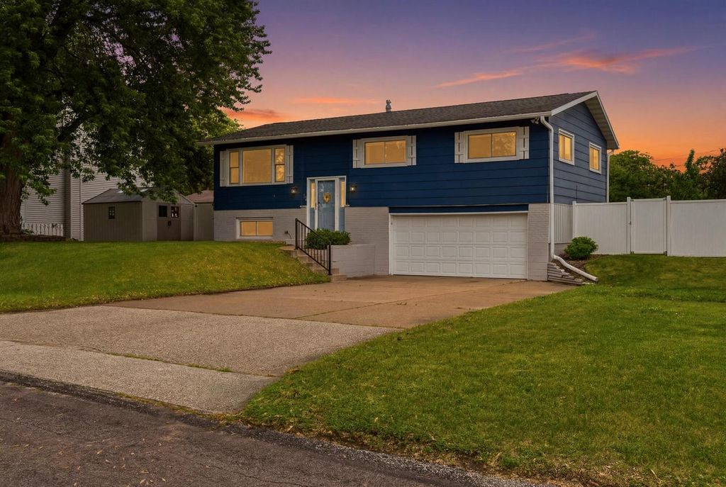 504 Flint STREET, Onalaska, WI 54650