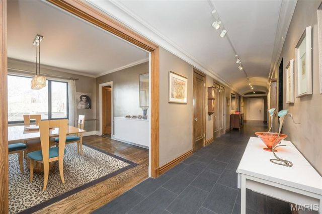 410 N Newstead Avenue 5S, St Louis, MO 63108