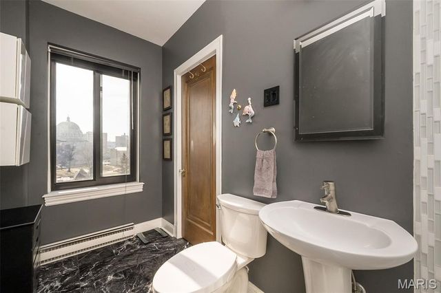 410 N Newstead Avenue 5S, St Louis, MO 63108