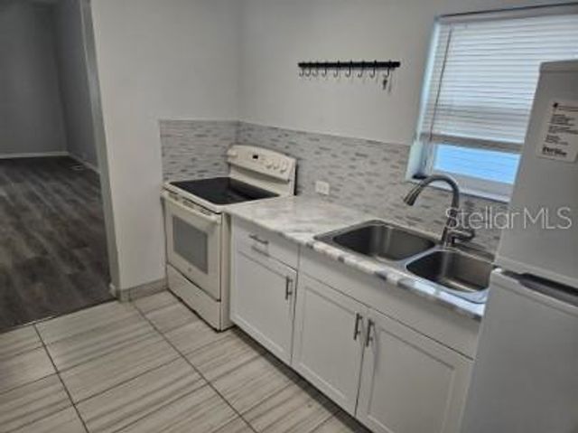 306 TURNER STREET 1, Clearwater, FL 33756