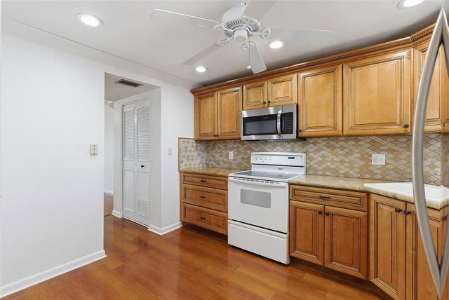 5980 SHORE BOULEVARD S 901, Gulfport, FL 33707