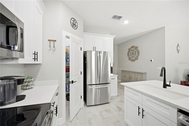 12382 SW 69TH PLACE, Ocala, FL 34481