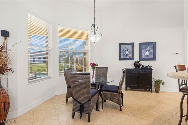 2905 NW 22nd PL, Cape Coral, FL 33993