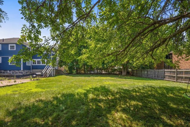 869 Granite St 2, Braintree, MA 02184