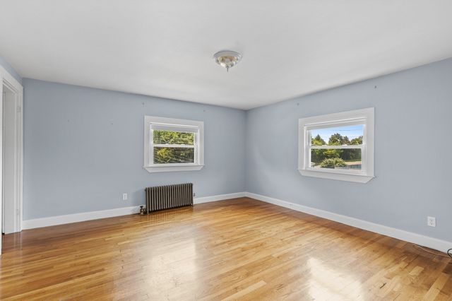 869 Granite St 2, Braintree, MA 02184