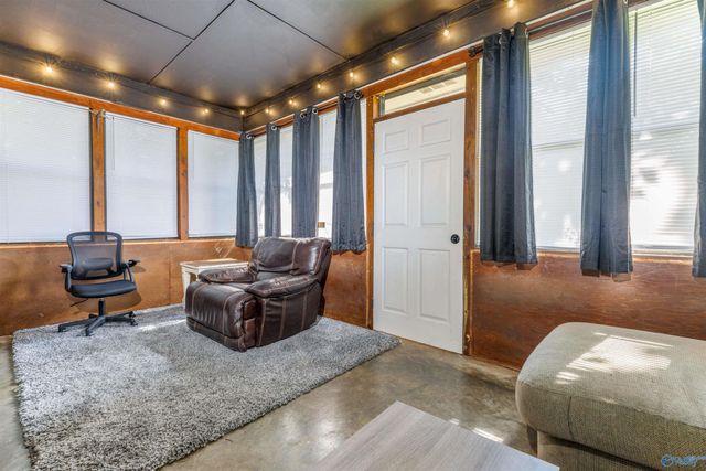 222 Dee Ann Road, Trinity, AL 35673