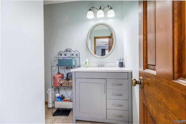 222 Dee Ann Road, Trinity, AL 35673