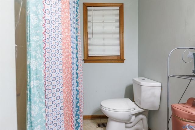 222 Dee Ann Road, Trinity, AL 35673