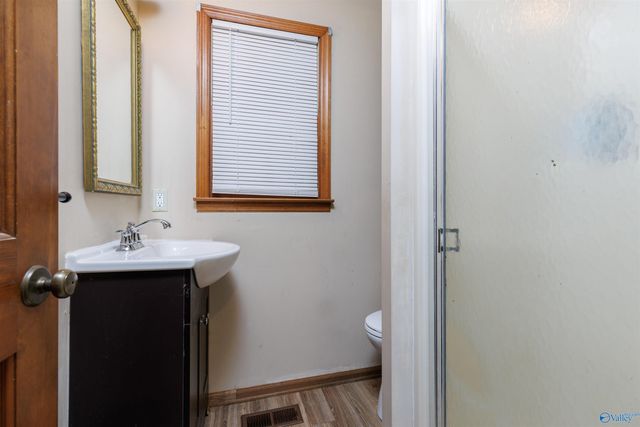 222 Dee Ann Road, Trinity, AL 35673