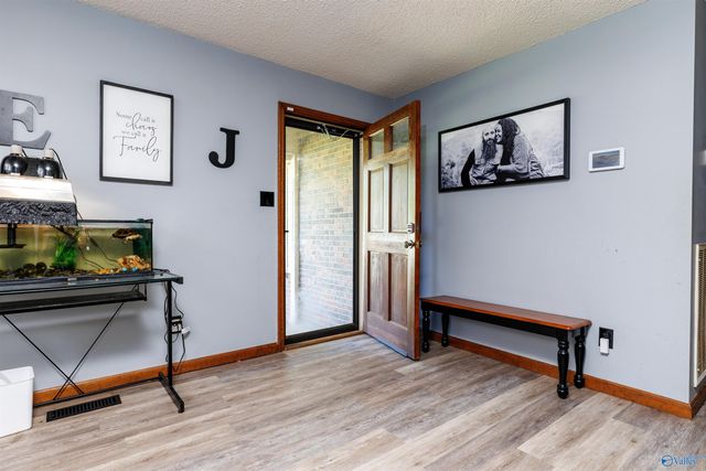 222 Dee Ann Road, Trinity, AL 35673