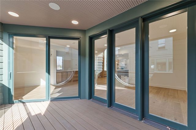 422 SE C Street, Bentonville, AR 72712