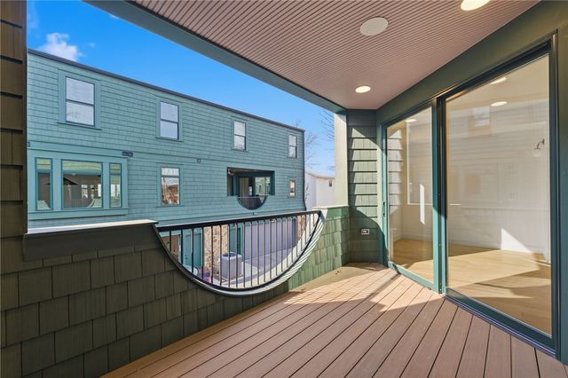 422 SE C Street, Bentonville, AR 72712