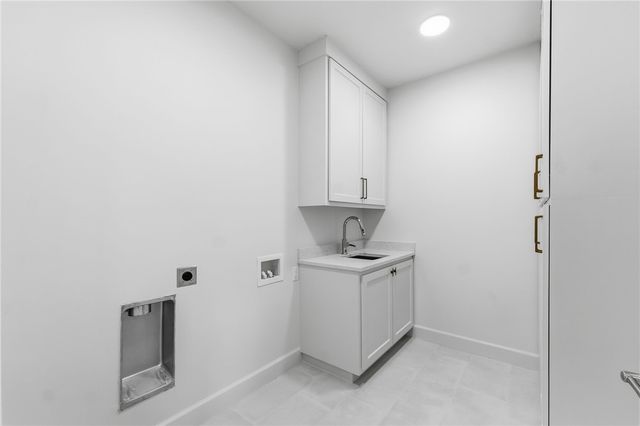 422 SE C Street, Bentonville, AR 72712