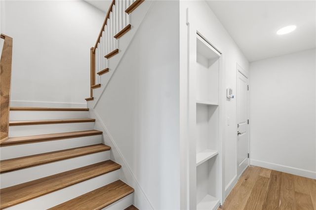 422 SE C Street, Bentonville, AR 72712