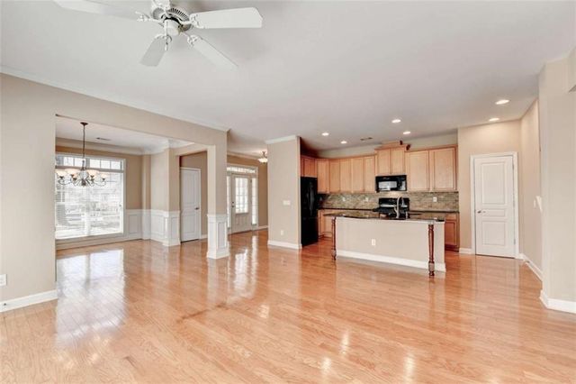 961 Cambron Commons Trace, Suwanee, GA 30024