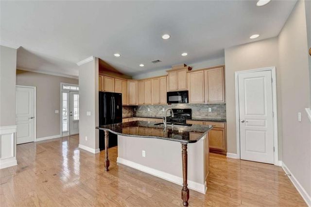 961 Cambron Commons Trace, Suwanee, GA 30024