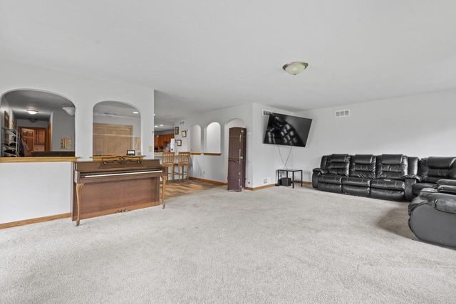 21335 Northcape ROAD, Union Grove, WI 53182