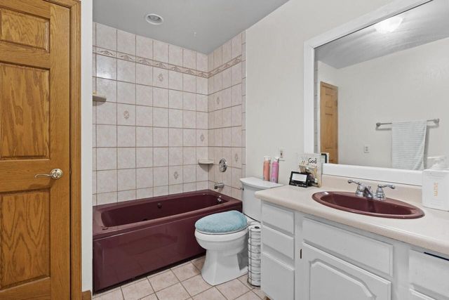 21335 Northcape ROAD, Union Grove, WI 53182