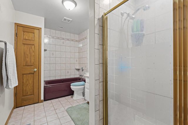 21335 Northcape ROAD, Union Grove, WI 53182