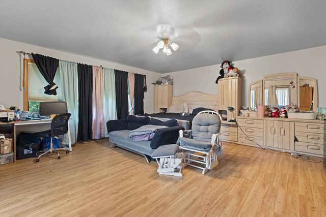 21335 Northcape ROAD, Union Grove, WI 53182