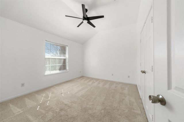 1922 Lake Grayson Drive, Katy, TX 77494