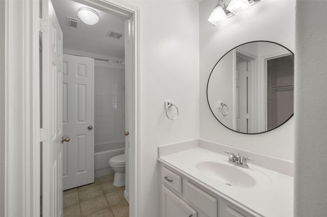 1922 Lake Grayson Drive, Katy, TX 77494