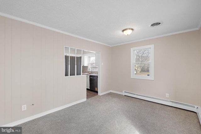 6 LASALLE AVE, New Castle, DE 19720