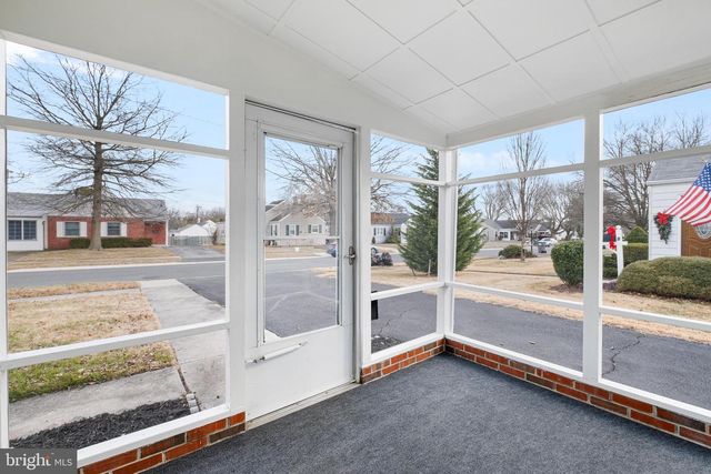 6 LASALLE AVE, New Castle, DE 19720