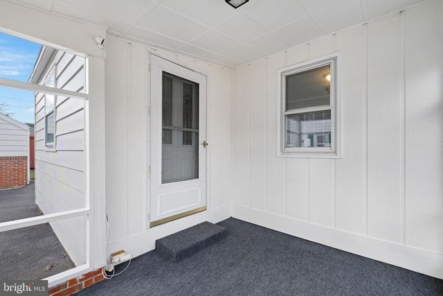 6 LASALLE AVE, New Castle, DE 19720