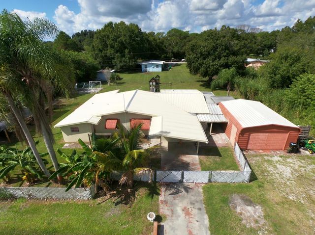 3497 NW 24th Avenue, Okeechobee, FL 34972