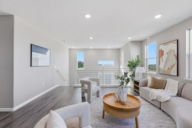 169 Manly Terrace 1, San Jose, CA 95136