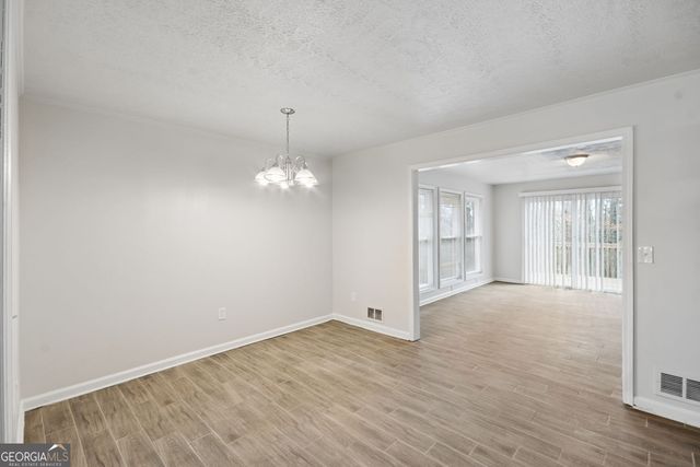 33 Skyline Drive SE, Cartersville, GA 30120