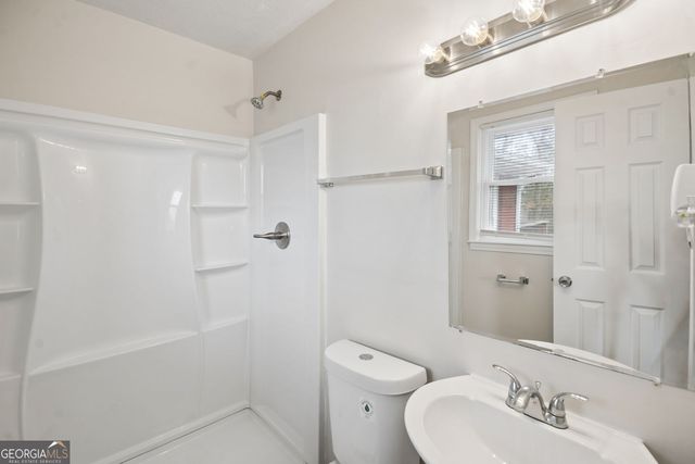 33 Skyline Drive SE, Cartersville, GA 30120