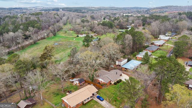 33 Skyline Drive SE, Cartersville, GA 30120