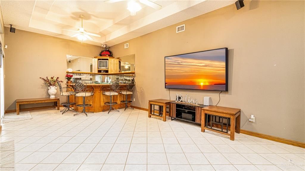 Image 17 of property listing at 713 Lake View Drive, Mission, TX 78572