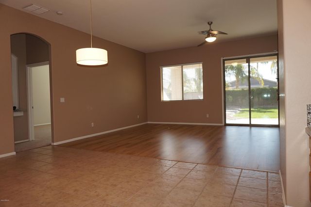 13727 W San Miguel Avenue, Litchfield Park, AZ 85340