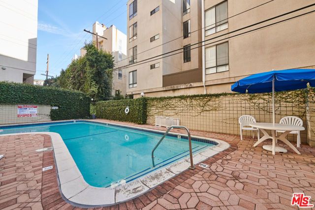 1300 Midvale Avenue 408, Los Angeles, CA 90024