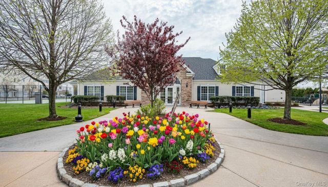2232 Finch Lane 2232, Central Islip, NY 11722