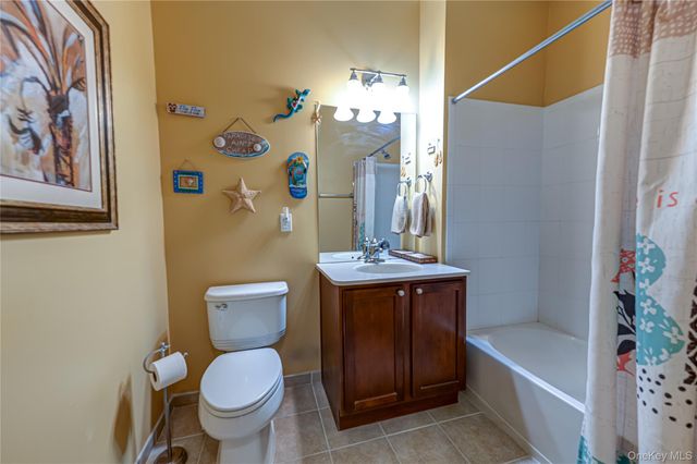 2232 Finch Lane 2232, Central Islip, NY 11722