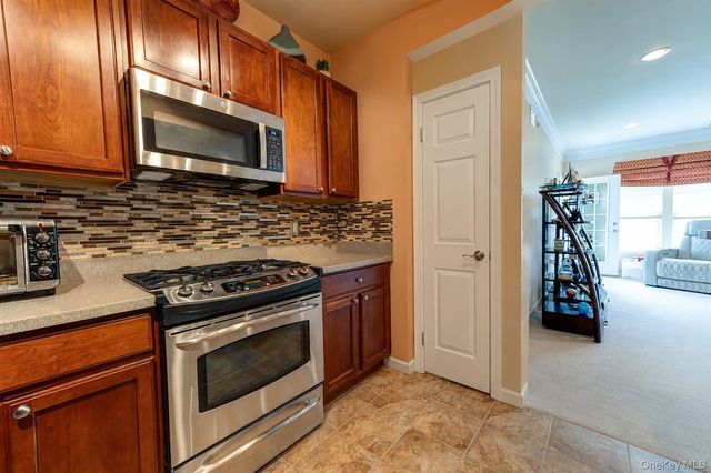 2232 Finch Lane 2232, Central Islip, NY 11722