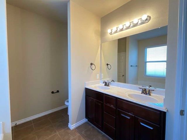 6020 Heather Drive, Grand Prairie, TX 75052