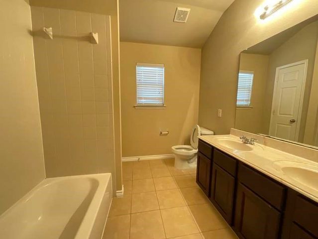 6020 Heather Drive, Grand Prairie, TX 75052