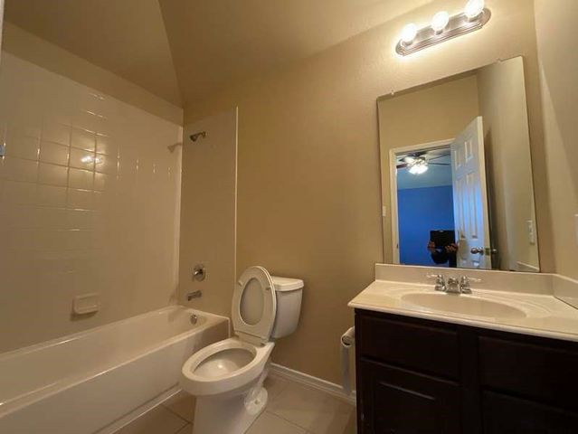 6020 Heather Drive, Grand Prairie, TX 75052